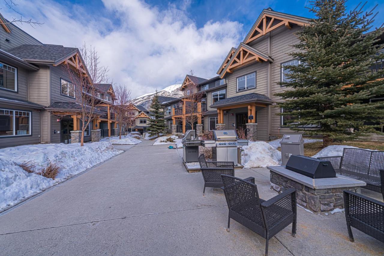 Copperstone Resort - Mountain View 2 Bedroom Condo Canmore Zewnętrze zdjęcie